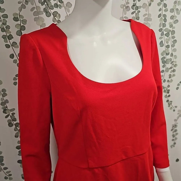 Maggy London SCOOP NECK SHEATH DRESS Sz 10 - Picture 3 of 11